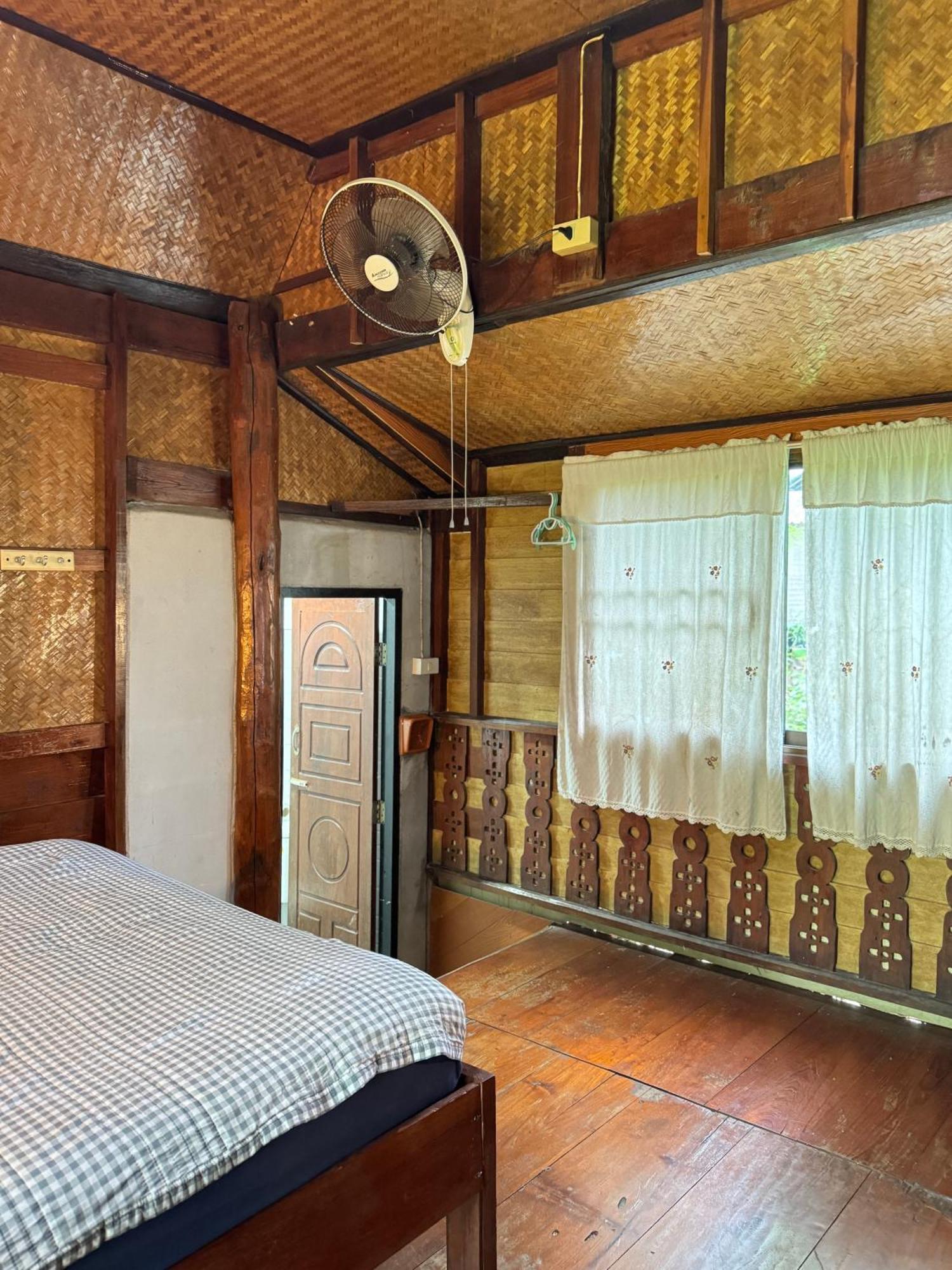 Shaya Homestay & Dorms Пай Экстерьер фото
